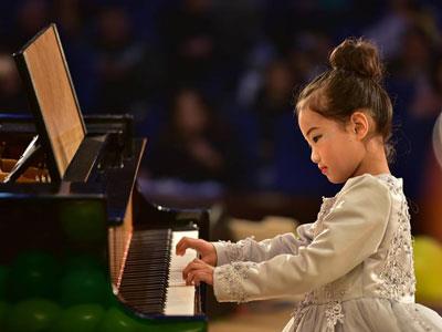 招聘哈尔滨钢琴家教老师